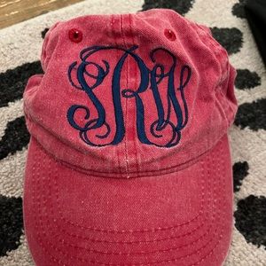 Monogram items “sRw”